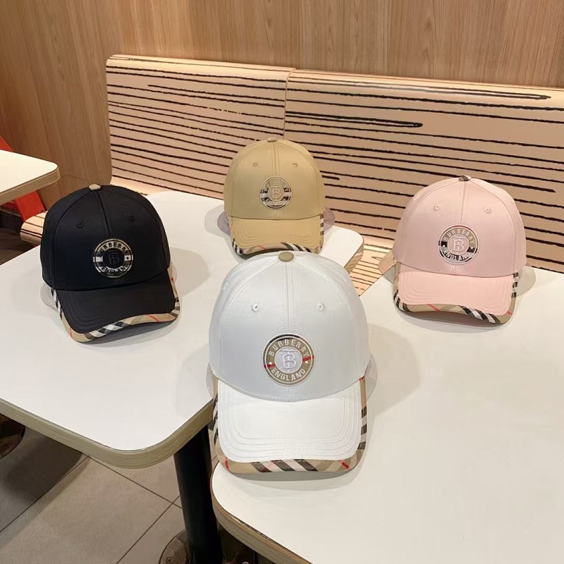 BURBERRY CAP (30)
