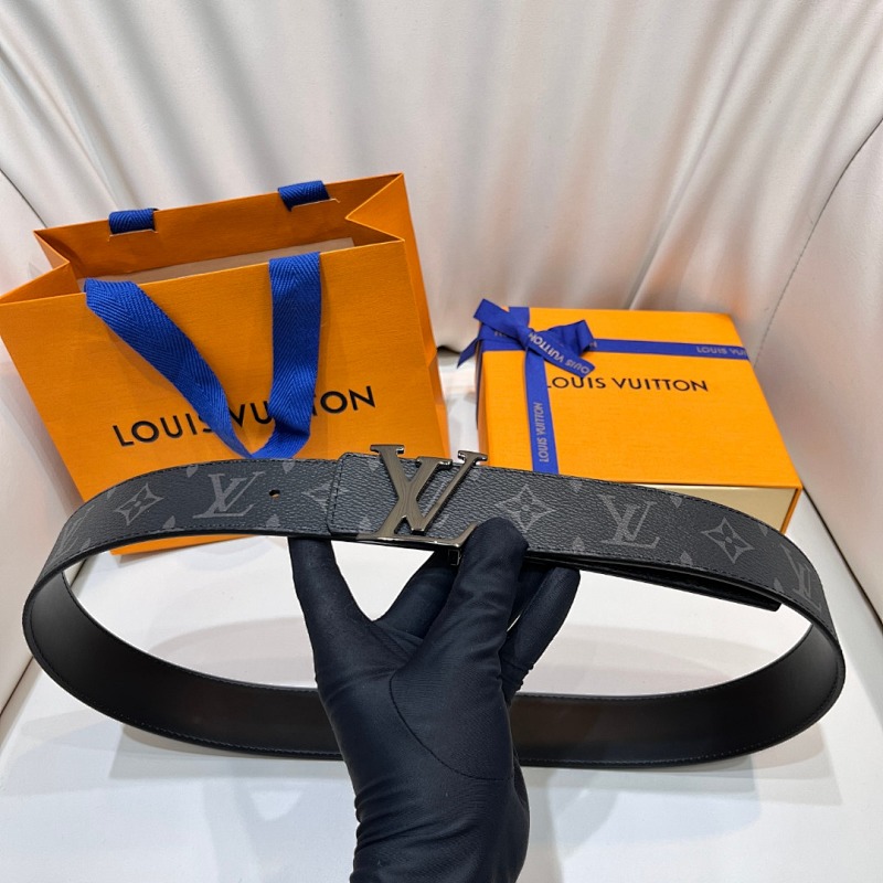 LOUIS VUITTON BELT (108)