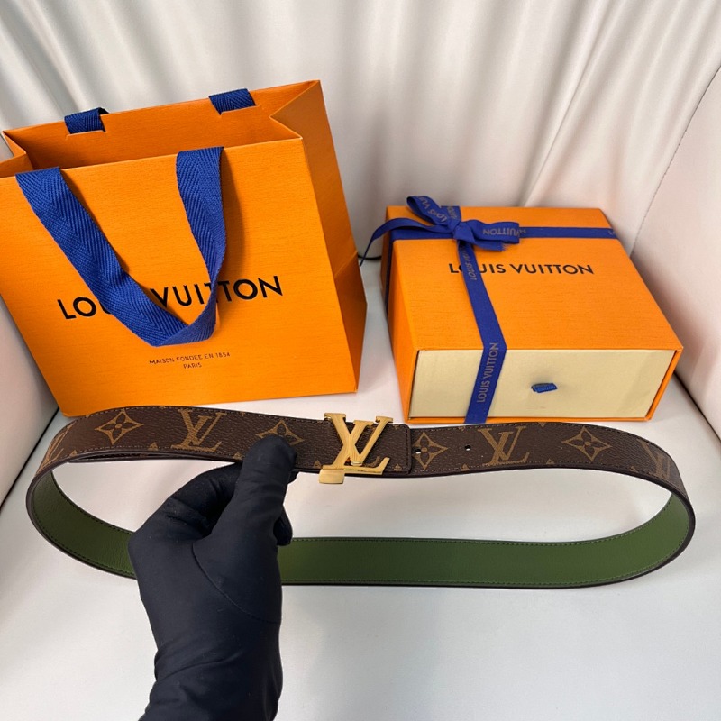 LOUIS VUITTON BELT (105)