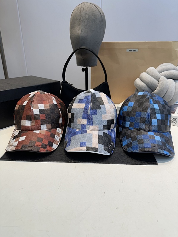 LOUIS VUITTON CAP (145)