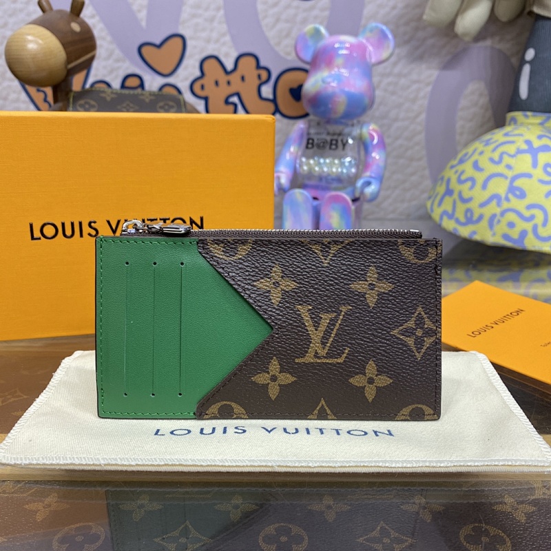 LOUIS VUITTON WALLET (141)