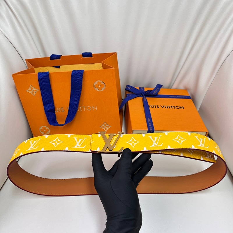 LOUIS VUITTON BELT (49)