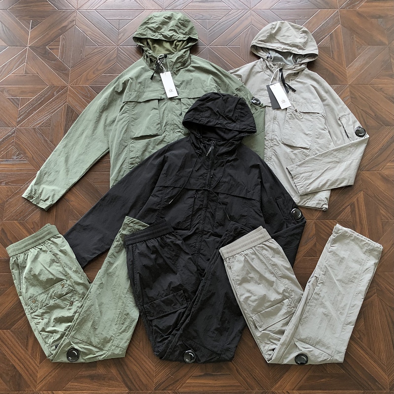 CP COMPANY PANTS (2)