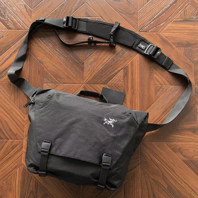 ARC TERYX BAGS (18)