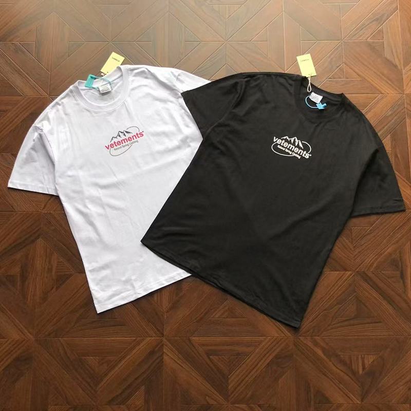 VETEMENTS TSHIRTS (4)