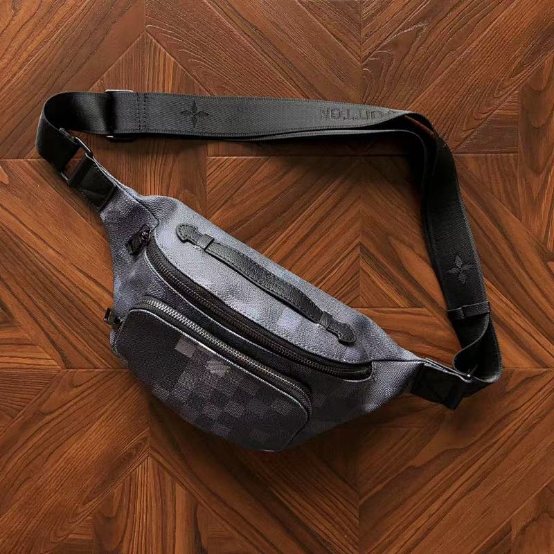 LOUIS VUITTON BAGS (42)