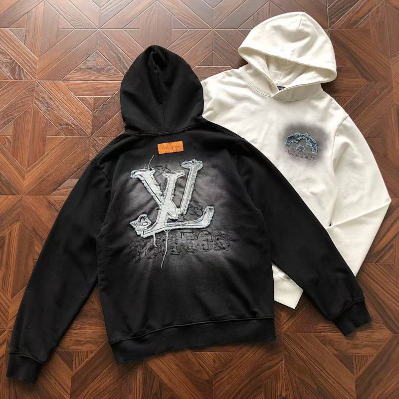 LOUIS VUITTON HOODIES (18)