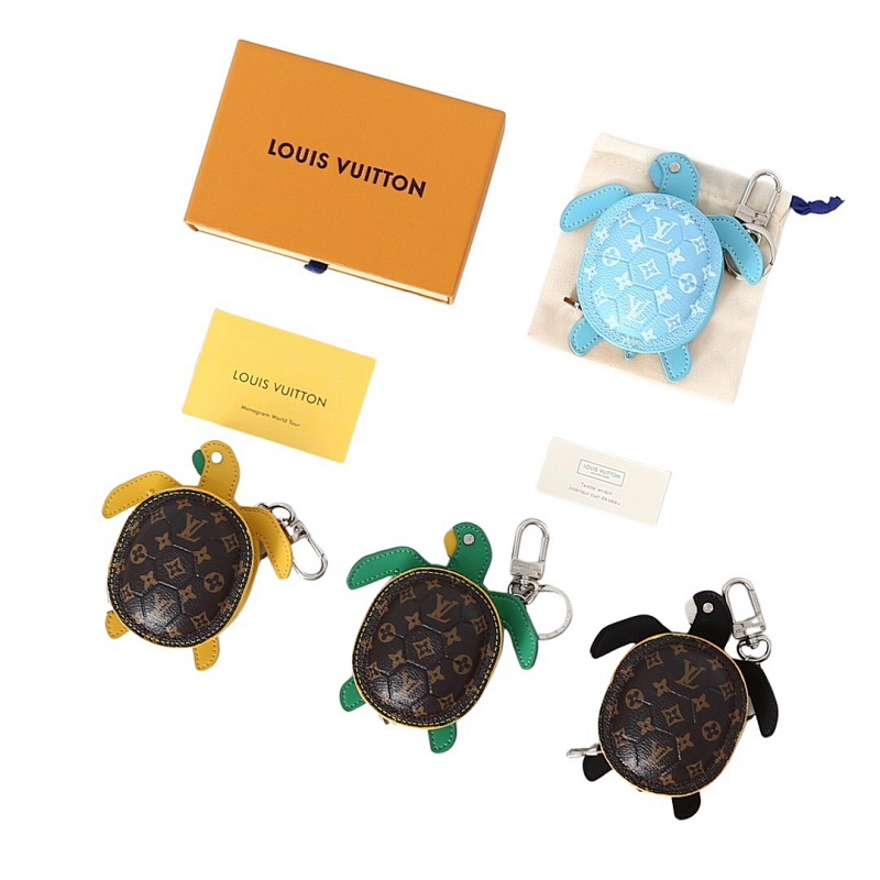 LOUIS VUITTON KEYCHAINS