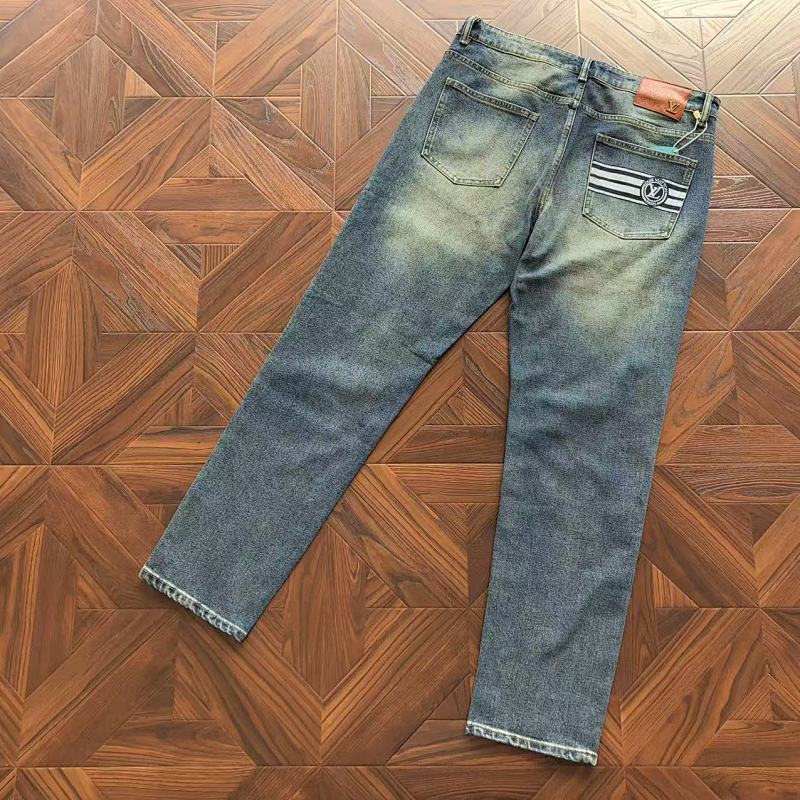 LOUIS VUITTON PANTS (114)