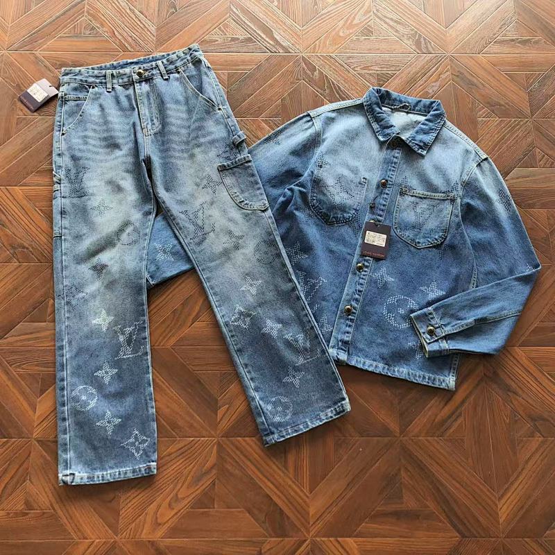 LOUIS VUITTON PANTS (18)