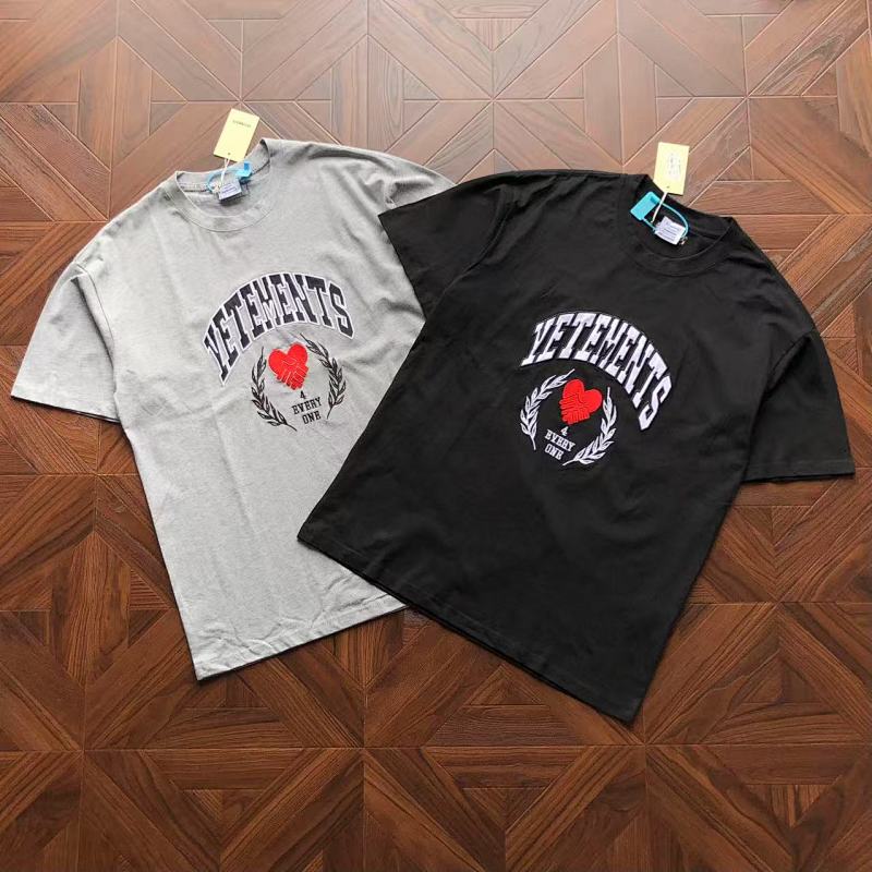 VETEMENTS TSHIRTS (6)