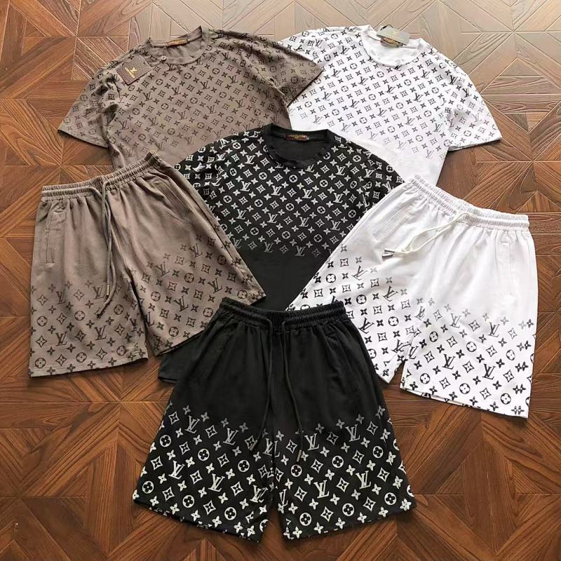 LOUIS VUITTON TSHIRTS (104)