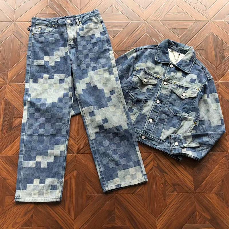 LOUIS VUITTON PANTS (76)