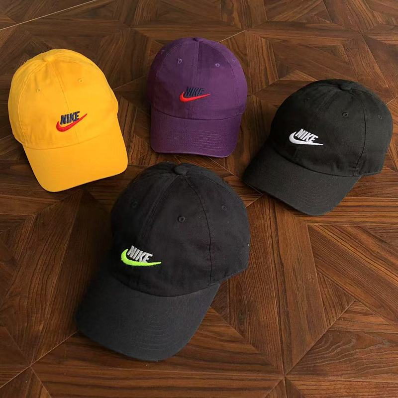 NIKE CAPS (4)