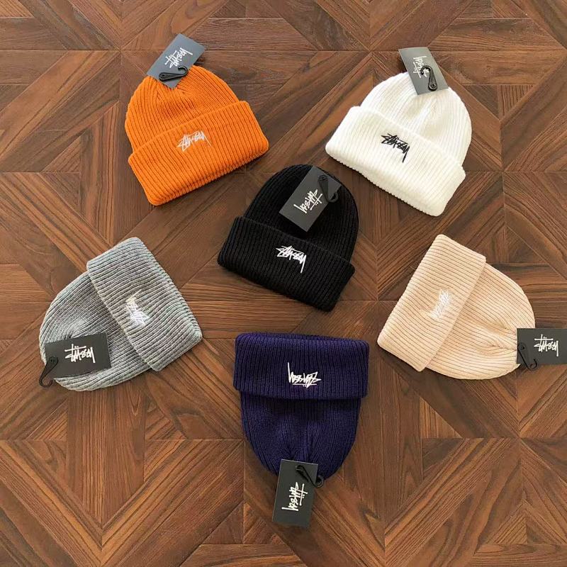 STUSSY CAPS (2)