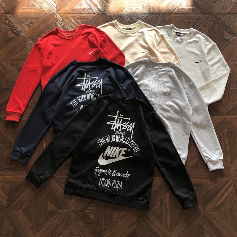 STUSSY SWEATSHIRTS