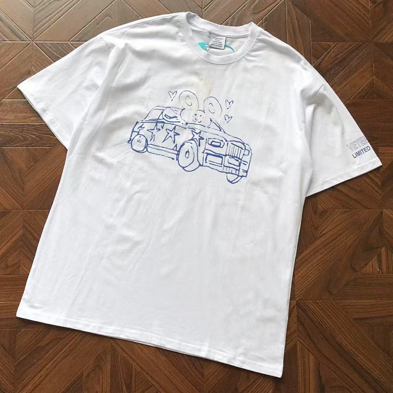 VETEMENTS TSHIRTS (40)