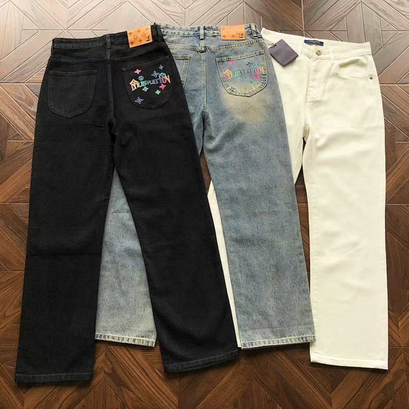 LOUIS VUITTON PANTS (137)
