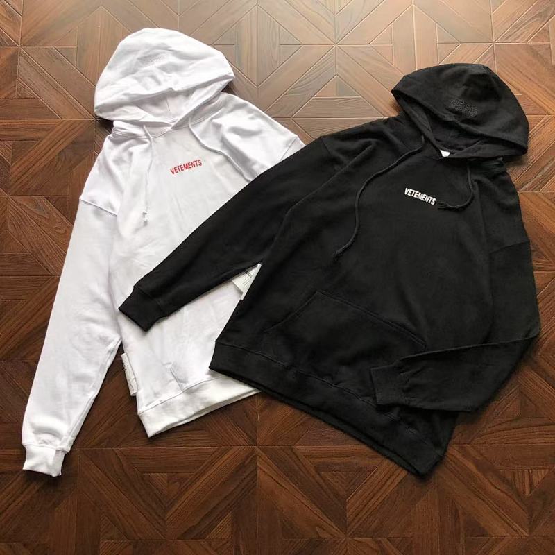 VETEMENTS HOODIES (33)
