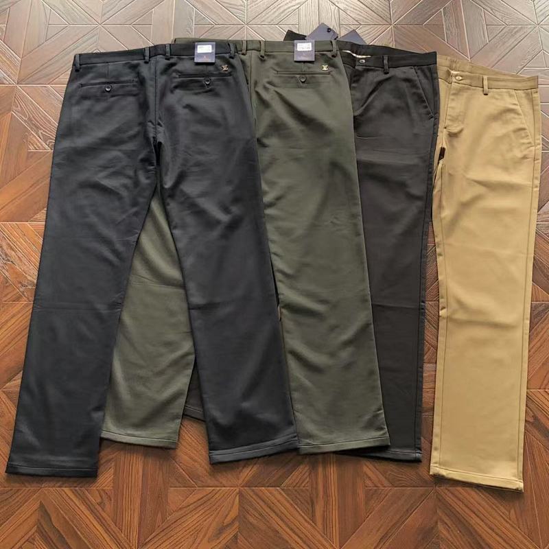 LOUIS VUITTON PANTS (111)