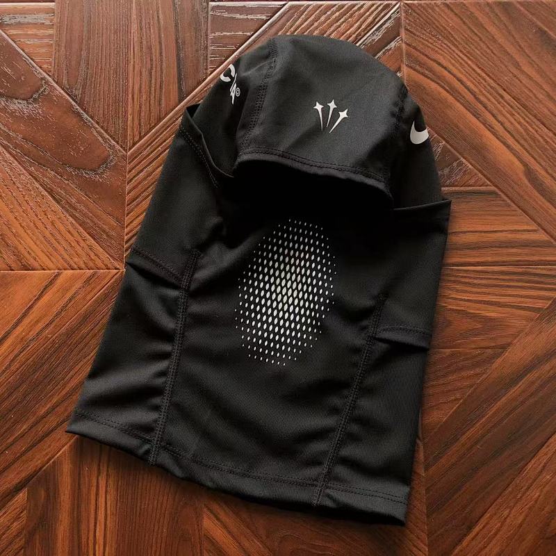 NIKE (40)