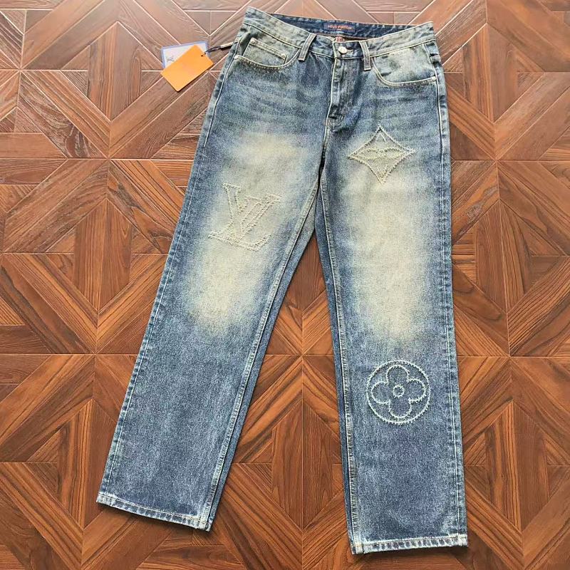 LOUIS VUITTON PANTS (10)