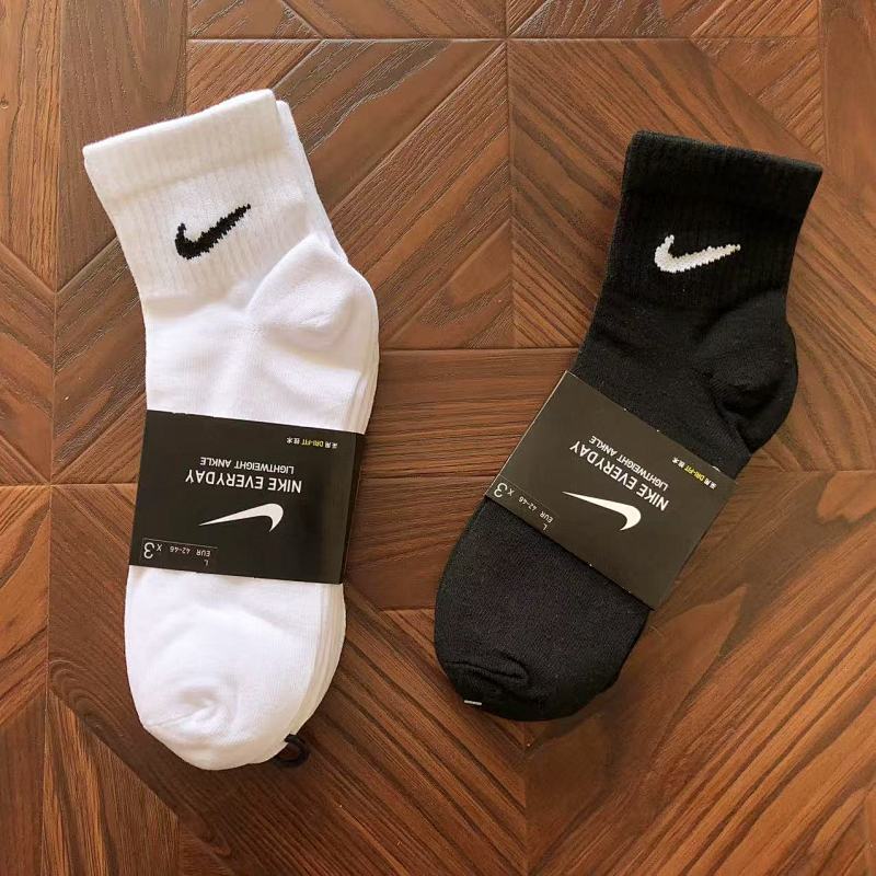 NIKE SOCKS (4)