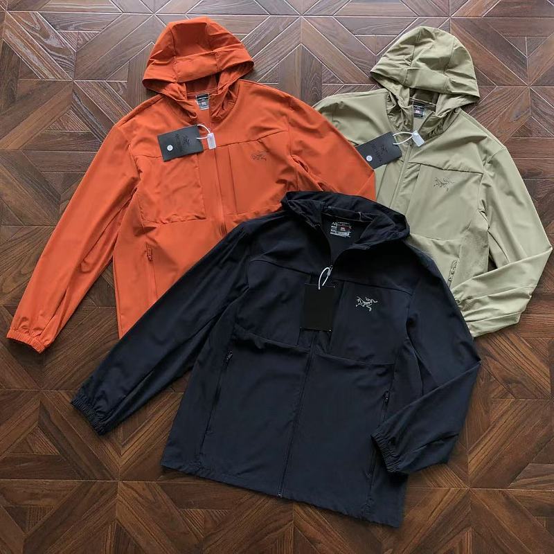 ARC'TERYX JACKETS (4)