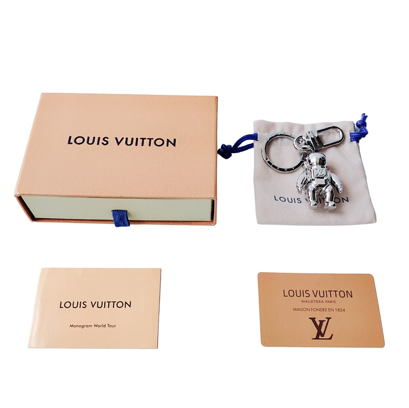 LOUIS VUITTON KEYCHAINS