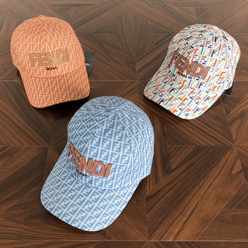 FENDI CAPS (8)