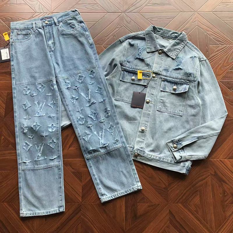 LOUIS VUITTON PANTS (75)