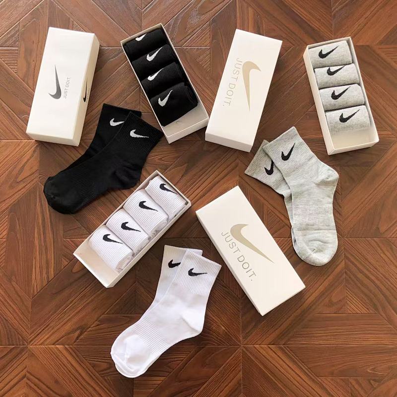 NIKE (45)