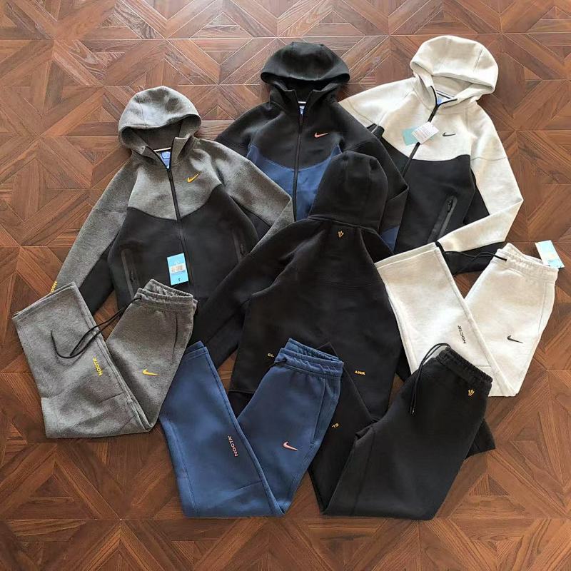 NIKE HOODIES (20)