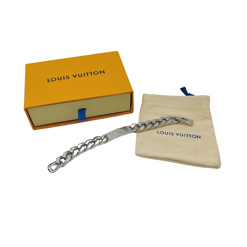 LOUIS VUITTON JEWELRY (76)