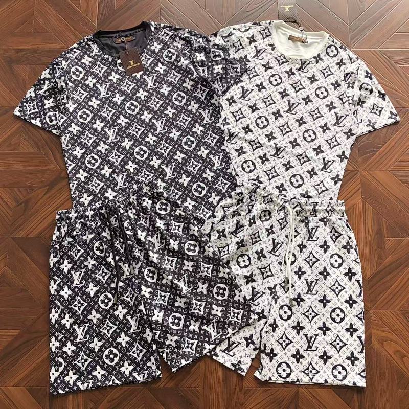 LOUIS VUITTON TSHIRTS (111)