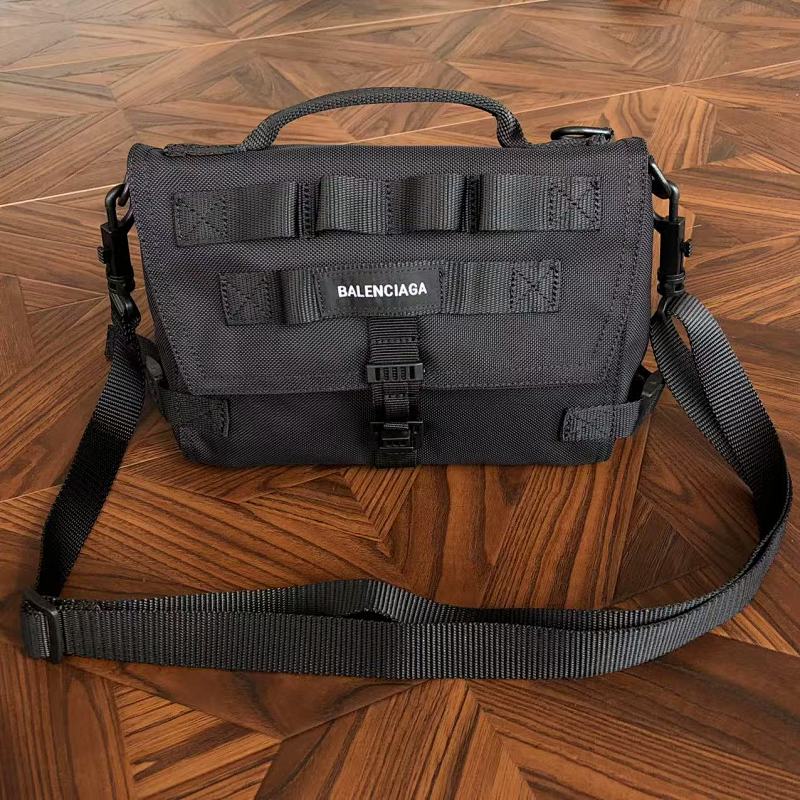 BALENCIAGA BAGS (17)