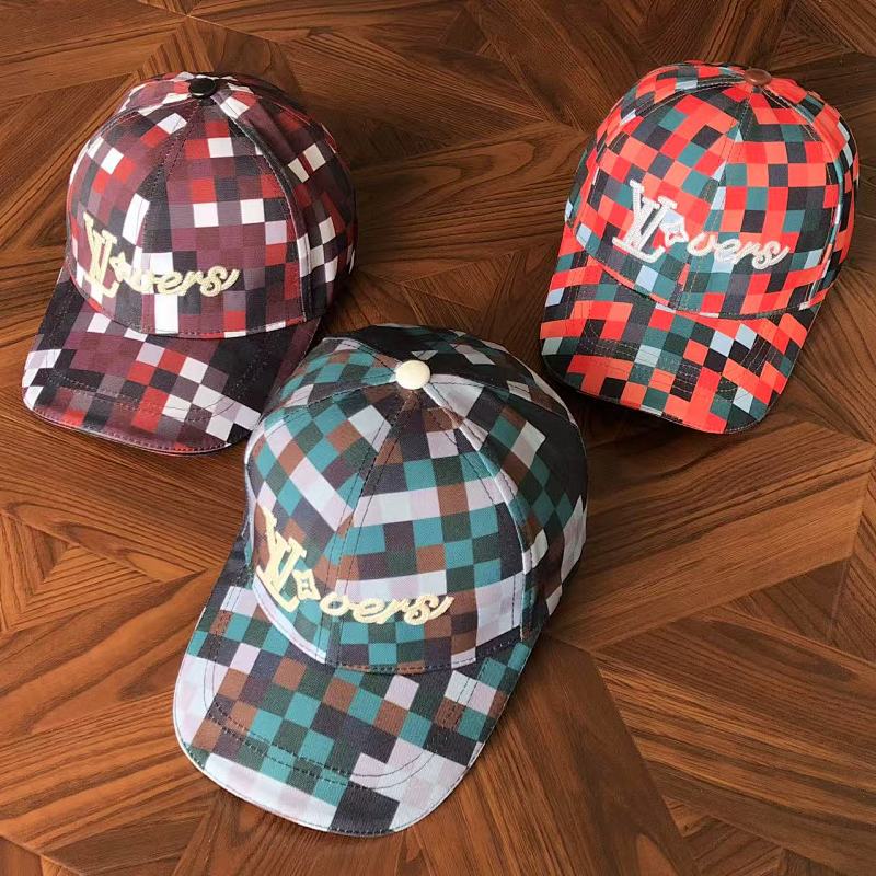 LOUIS VUITTON CAPS (17)