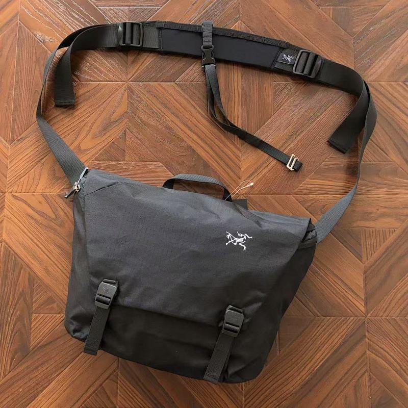 ARC TERYX BAGS (12)