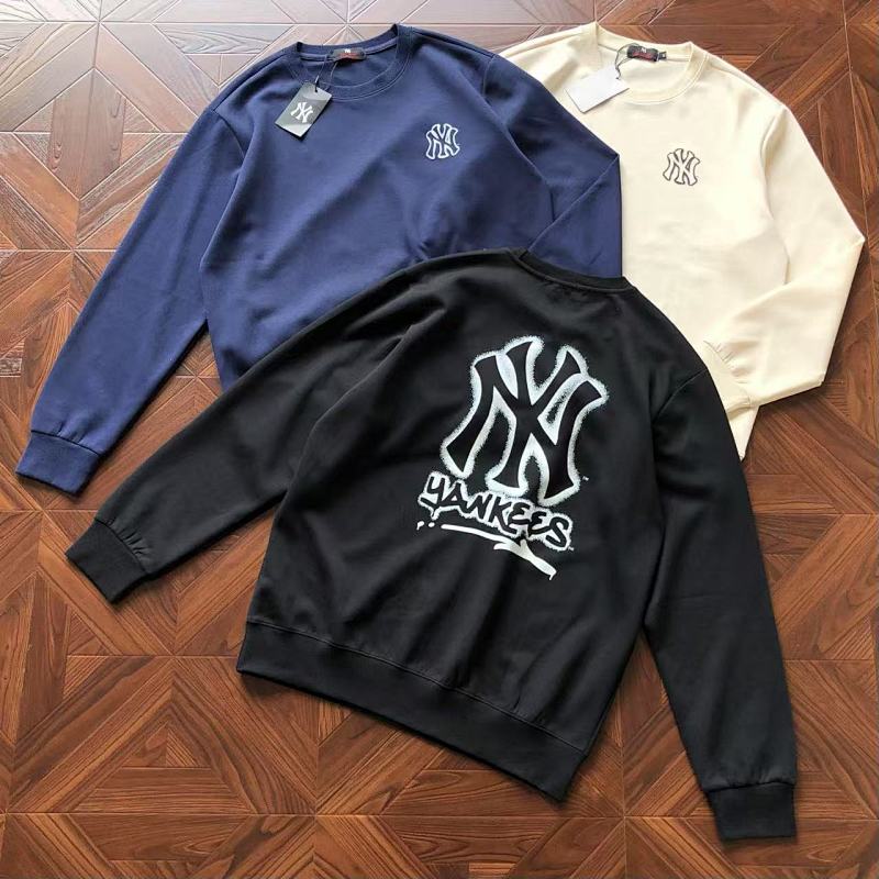 MAJOR LEAGUE BASEBALL SWEATERS (8)