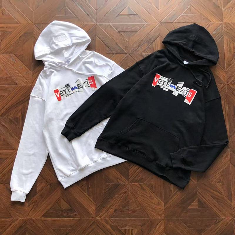 VETEMENTS HOODIES (24)