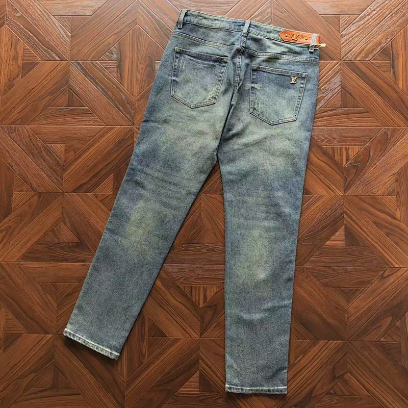 LOUIS VUITTON PANTS (122)