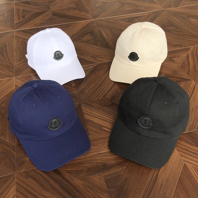 MONCLER CAPS (4)