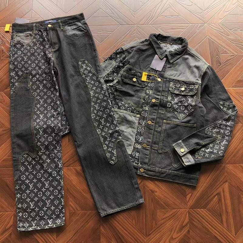 LOUIS VUITTON PANTS (87)