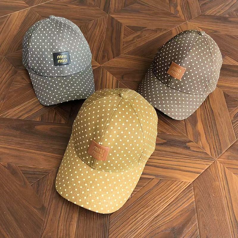 MIU MIU CAPS (2)