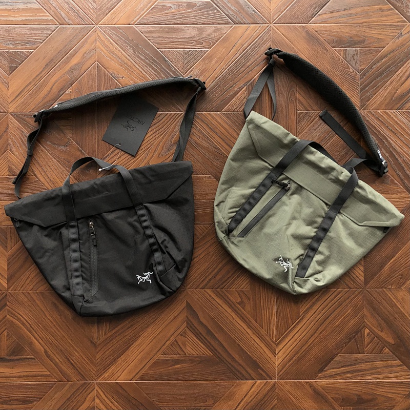 ARC'TERYX BAGS (17)