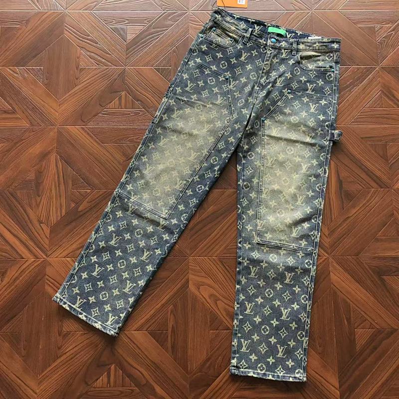 LOUIS VUITTON PANTS (138)