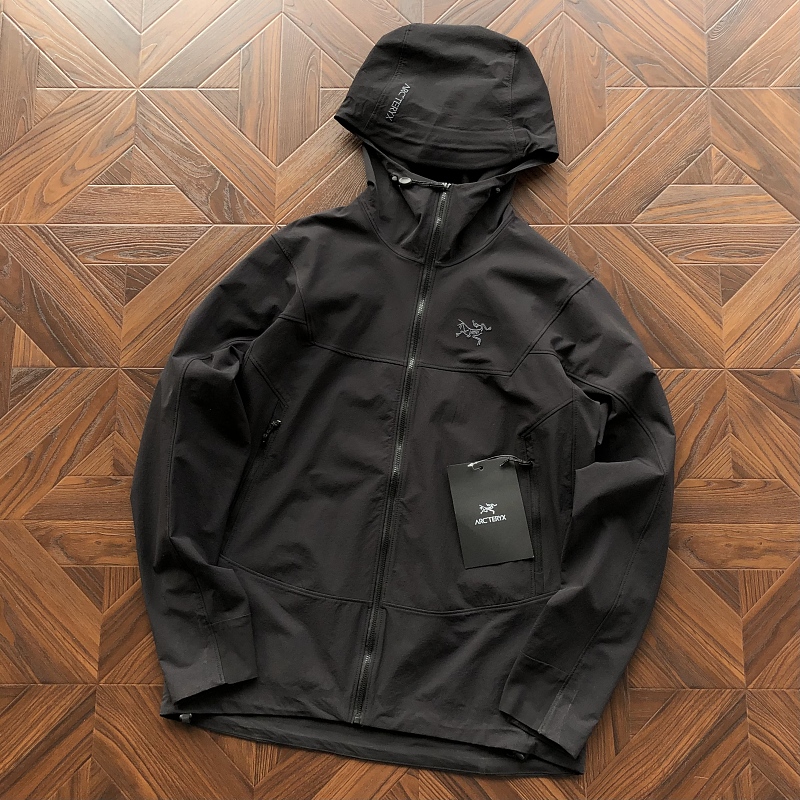 ARC'TERYX JACKETS (10)