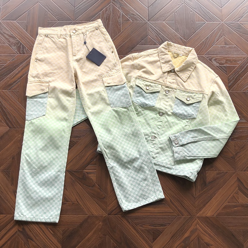 LOUIS VUITTON PANTS