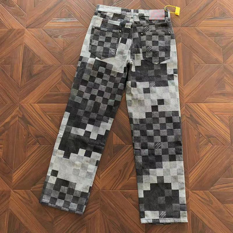 LOUIS VUITTON PANTS (47)