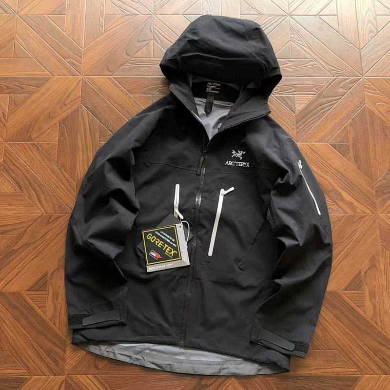 ARC'TERYX JACKETS (36)